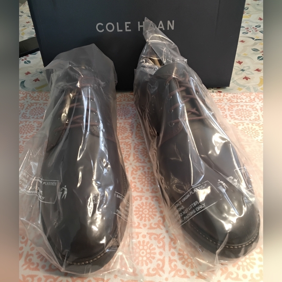 Cole Haan Men's Brown Leather Shoes - Picture 5 of 6